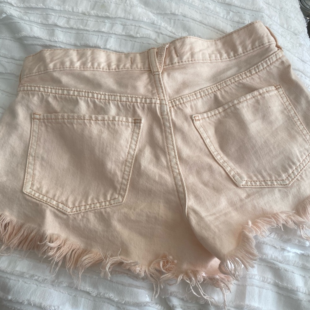 Free People Brand. Light Pink Denim Shorts